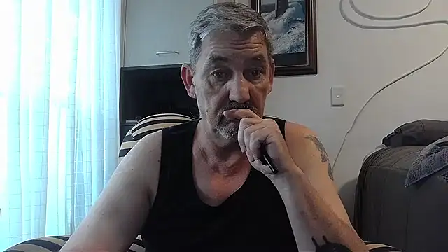 Snapshot of ChunkyMonkey007 chatting on 01/23/25, 10:44 ChunkyMonkey007 online show from 01/23/25, 10:44