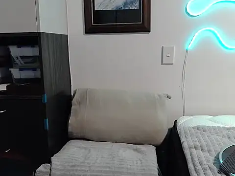 Snapshot of ChunkyMonkey007 chatting on 09/17/25, 11:56 ChunkyMonkey007 online show from 09/17/25, 11:56