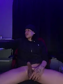 Snapshot of plutomf chatting on 03/26/26, 06:30 plutomf online show from 03/26/26, 06:30