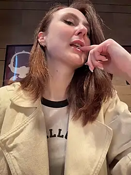 Dina Tease online show from 05/02/26, 11:15