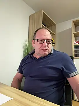 coupleLatinaLovers online show from 12/30/24, 05:58