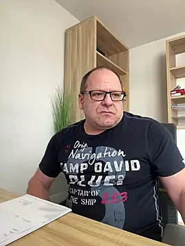 coupleLatinaLovers online show from 01/02/25, 09:54