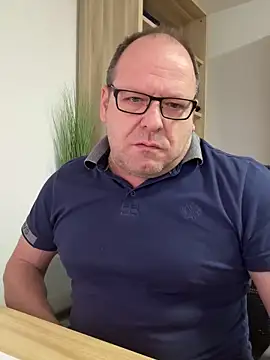 coupleLatinaLovers online show from 01/21/25, 07:37