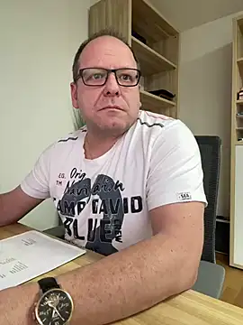 coupleLatinaLovers online show from 02/06/25, 11:54