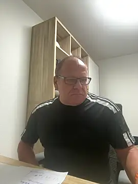 coupleLatinaLovers online show from 09/17/25, 04:47