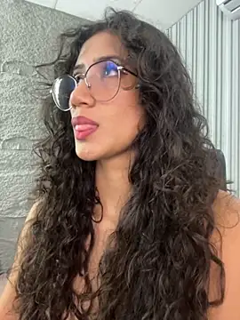 KaitlynLoveCam online show from 11/24/25, 08:52