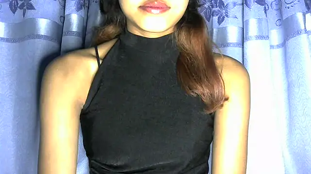 Snapshot of jassi-just18 chatting on 12/10/24, 04:38 jassi-just18 online show from 12/10/24, 04:38