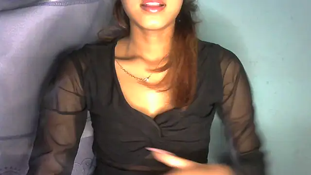 Snapshot of jassi-just18 chatting on 01/01/25, 02:42 jassi-just18 online show from 01/01/25, 02:42