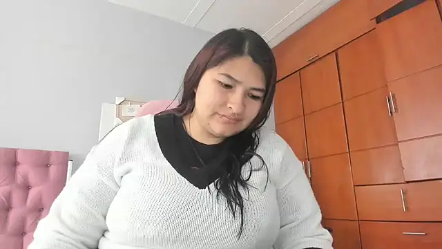 Snapshot of _69HONRY chatting on 12/16/24, 01:11 69HONRY online show from 12/16/24, 01:11