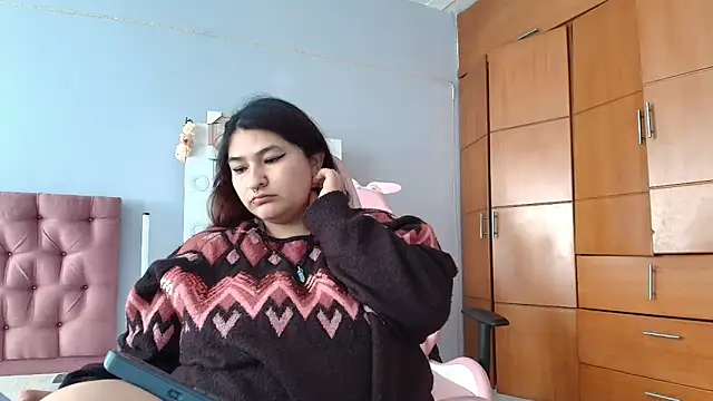 Snapshot of _69HONRY chatting on 01/09/25, 04:06 69HONRY online show from 01/09/25, 04:06