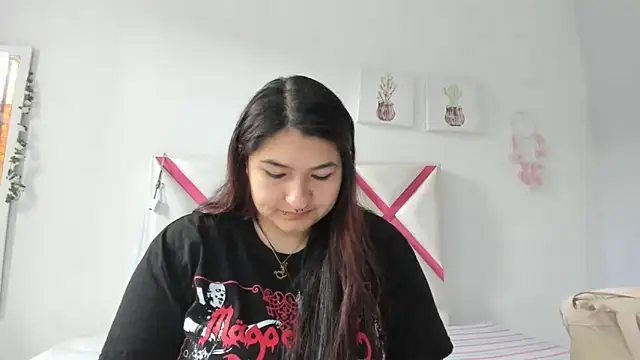 Snapshot of _69HONRY chatting on 01/16/25, 01:04 69HONRY online show from 01/16/25, 01:04