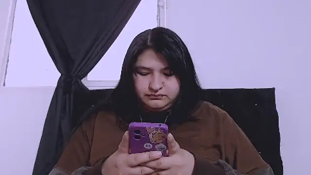 Snapshot of _69HONRY chatting on 09/17/25, 12:51 69HONRY online show from 09/17/25, 12:51