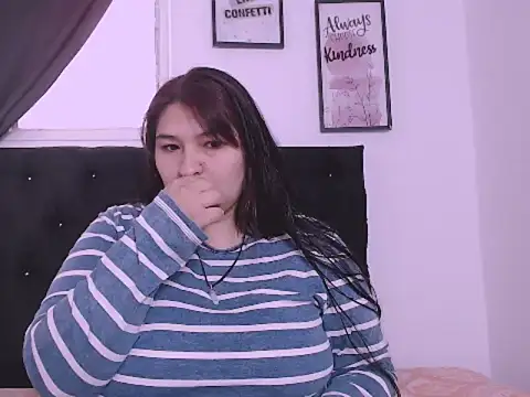 Snapshot of _69HONRY chatting on 10/31/25, 01:01 69HONRY online show from 10/31/25, 01:01