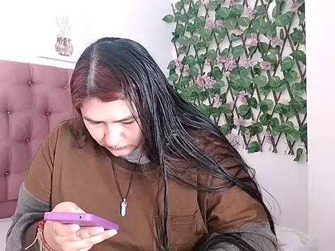 Snapshot of _69HONRY chatting on 11/20/25, 01:00 69HONRY online show from 11/20/25, 01:00