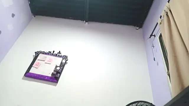 PetiteIvoryQueen19 online show from 12/27/24, 04:15