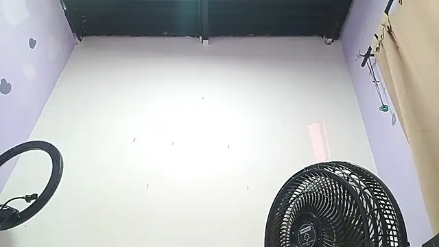 PetiteIvoryQueen19 online show from 01/20/25, 02:11