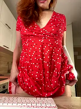 Snapshot of Ruby_Lilith chatting on 12/14/25, 03:17 Ruby Lilith online show from 12/14/25, 03:17