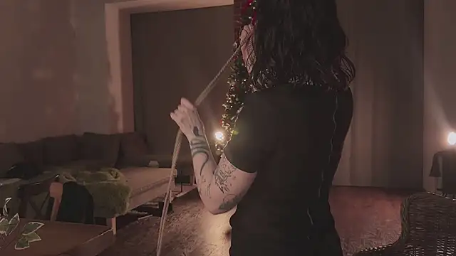 vinylstore online show from 12/18/24, 08:14