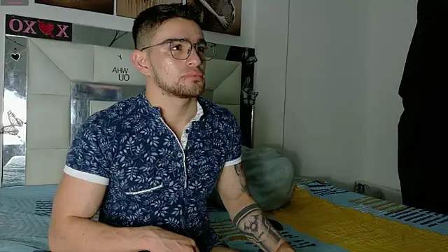 Sexy Alejandro  online show from 02/19/25, 11:17