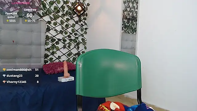 dannaberlin 0 online show from 02/09/25, 03:12