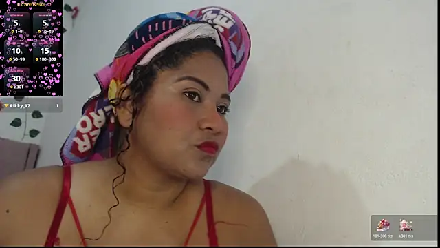 dannaberlin 0 online show from 10/22/25, 01:55