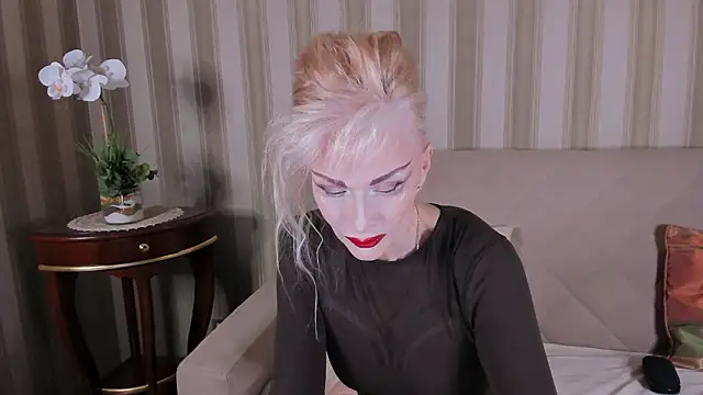 Snapshot of Rita_Farel chatting on 03/11/26, 09:21 Rita Farel online show from 03/11/26, 09:21