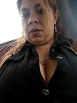 Laura-Hernandez online show from 03/04/25, 04:09