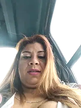 Laura-Hernandez online show from 03/17/25, 03:40