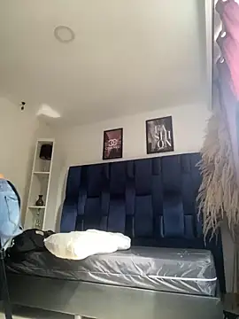 Stefyrossy online show from 06/15/26, 02:41