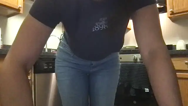 bigb00tyjudyyX online show from 10/30/25, 01:34