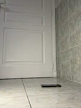 Snapshot of frenchboy9711 chatting on 01/12/26, 09:31 frenchboy9711 online show from 01/12/26, 09:31