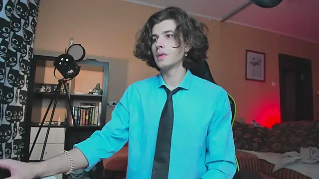 Snapshot of daddyMarty420 chatting on 11/02/25, 07:11 daddyMarty420 online show from 11/02/25, 07:11