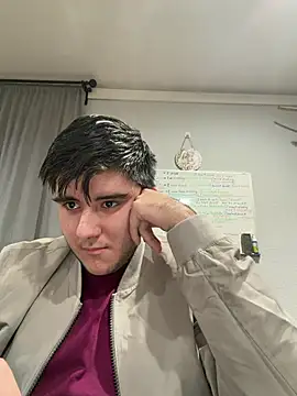 Snapshot of Yann_18 chatting on 01/14/26, 01:55 Yann 18 online show from 01/14/26, 01:55