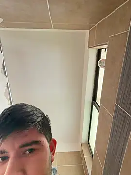 Snapshot of Yann_18 chatting on 02/06/26, 06:00 Yann 18 online show from 02/06/26, 06:00