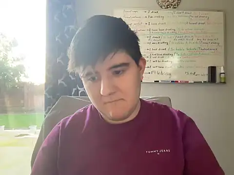 Snapshot of Yann_18 chatting on 02/19/26, 11:45 Yann 18 online show from 02/19/26, 11:45