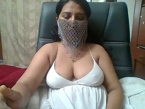 Snapshot of kamayanisingh24 chatting on 01/25/25, 03:41 kamayanisingh24 online show from 01/25/25, 03:41