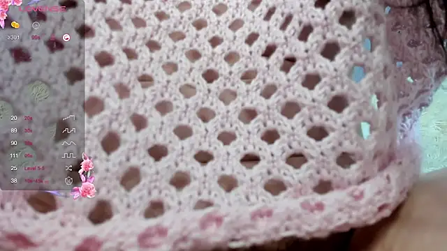 Snapshot of sandravegas1 chatting on 12/01/24, 04:29 sandravegas1 online show from 12/01/24, 04:29