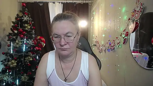 Snapshot of HolyMilfa chatting on 12/05/24, 07:27 HolyMilfa online show from 12/05/24, 07:27