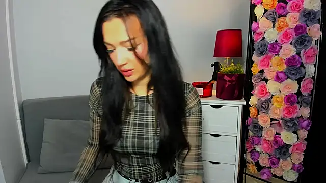 OliviaFantasy online show from 11/23/25, 07:19