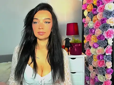 OliviaFantasy online show from 12/17/25, 07:36