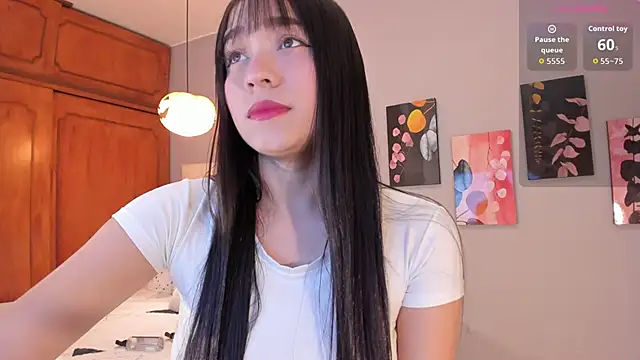 Maia W10 online show from 02/09/26, 12:20