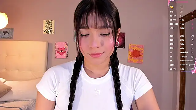 Maia W10 online show from 06/05/26, 12:33