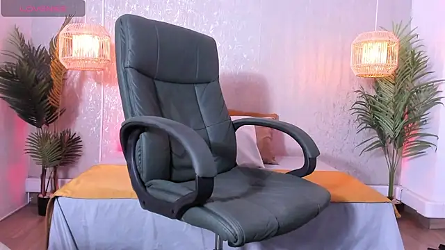 Regan   online show from 10/20/25, 03:07