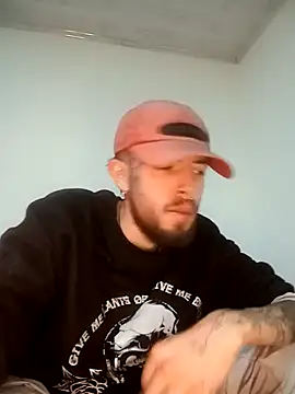 Snapshot of Aaronkiller chatting on 01/16/26, 02:15 Aaronkiller online show from 01/16/26, 02:15