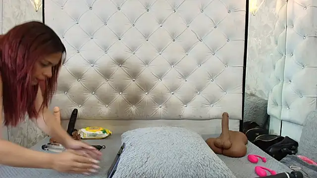 VALENTINA3x online show from 06/26/26, 03:44