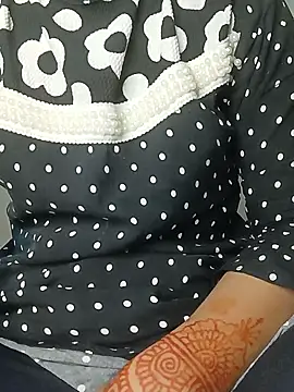 Nadia-2 online show from 12/18/24, 07:08