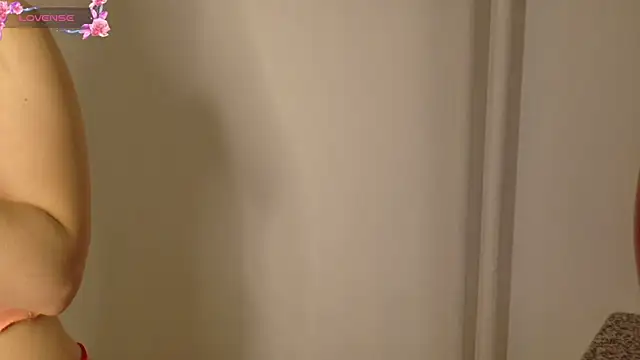 kotekxx000 online show from 03/03/25, 06:22