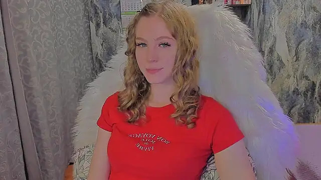 Snapshot of JuxxxsyBunx chatting on 10/30/25, 01:45 JuxxxsyBunx online show from 10/30/25, 01:45