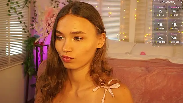 Snapshot of lexicoyy_ chatting on 02/14/26, 04:20 lexicoyy online show from 02/14/26, 04:20