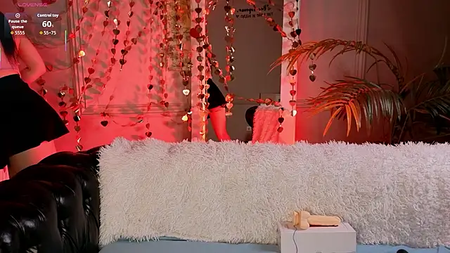 Snapshot of Kelly_Woods chatting on 02/13/26, 03:52 Kelly Woods online show from 02/13/26, 03:52